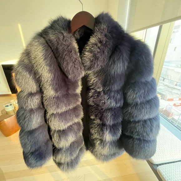 Navy Blue Fox fur coat - Picture 7 of 7